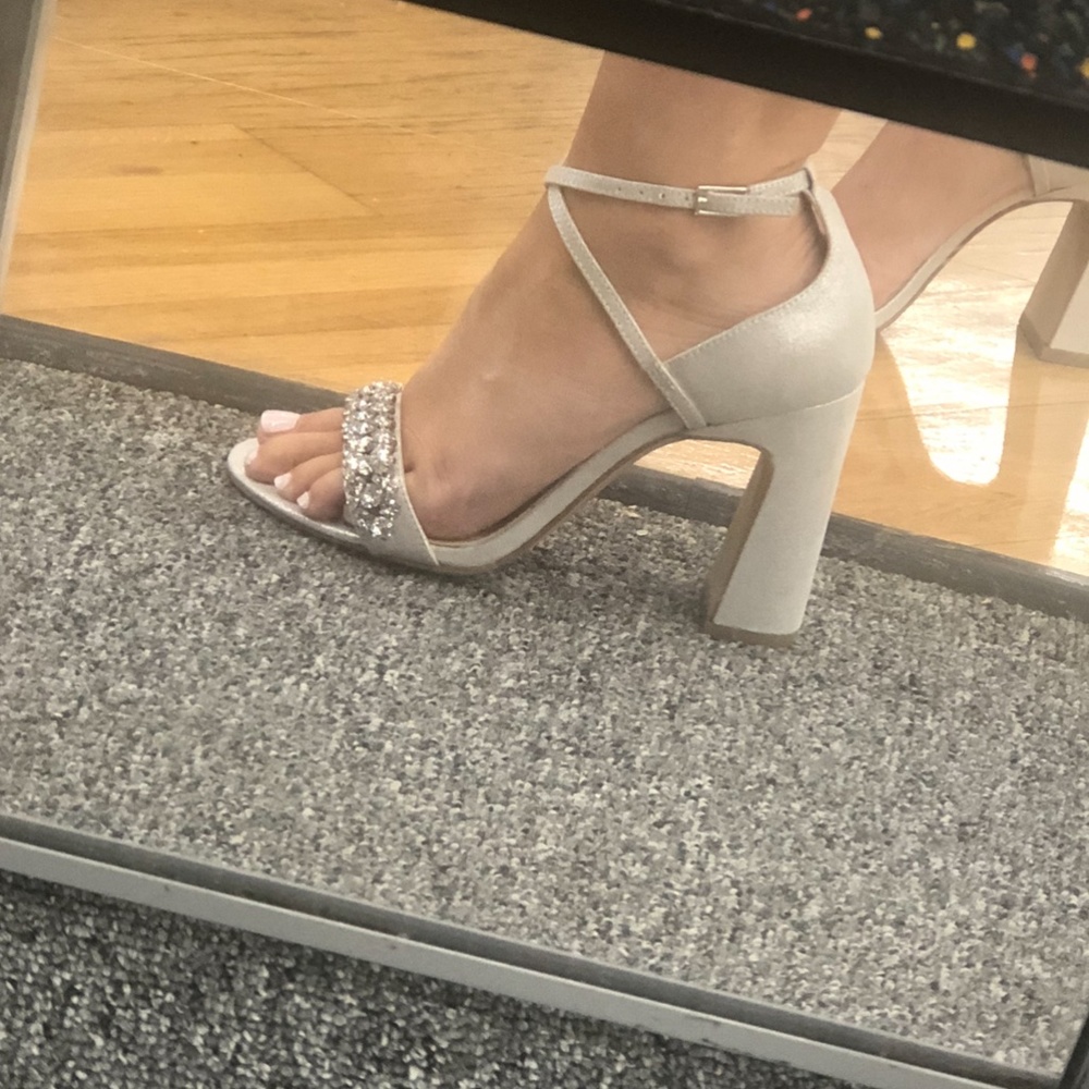 Badgley Mischka heels